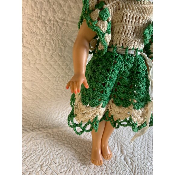 Vintage Shirley Temple Doll with Green & Ivory hand crocheted dress - Picture 7 of 11